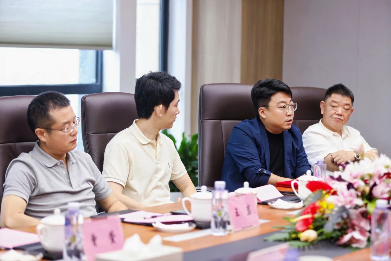 888电子集团官网 - 当先的电子科技解决规划提供商